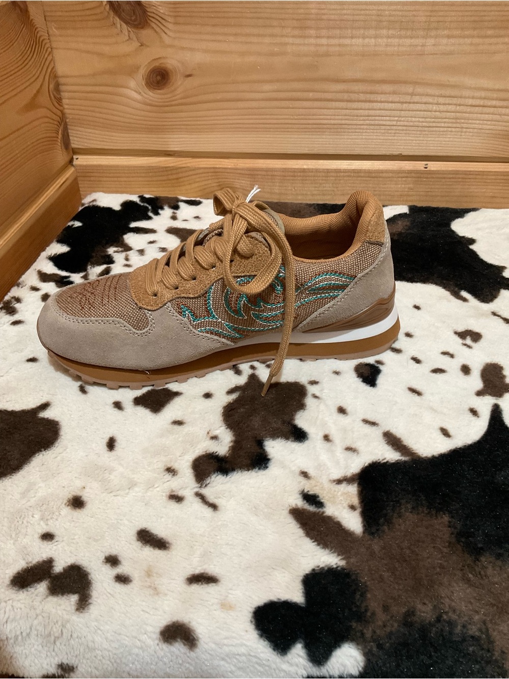 Roper Tan and Teal Women's Sneaker